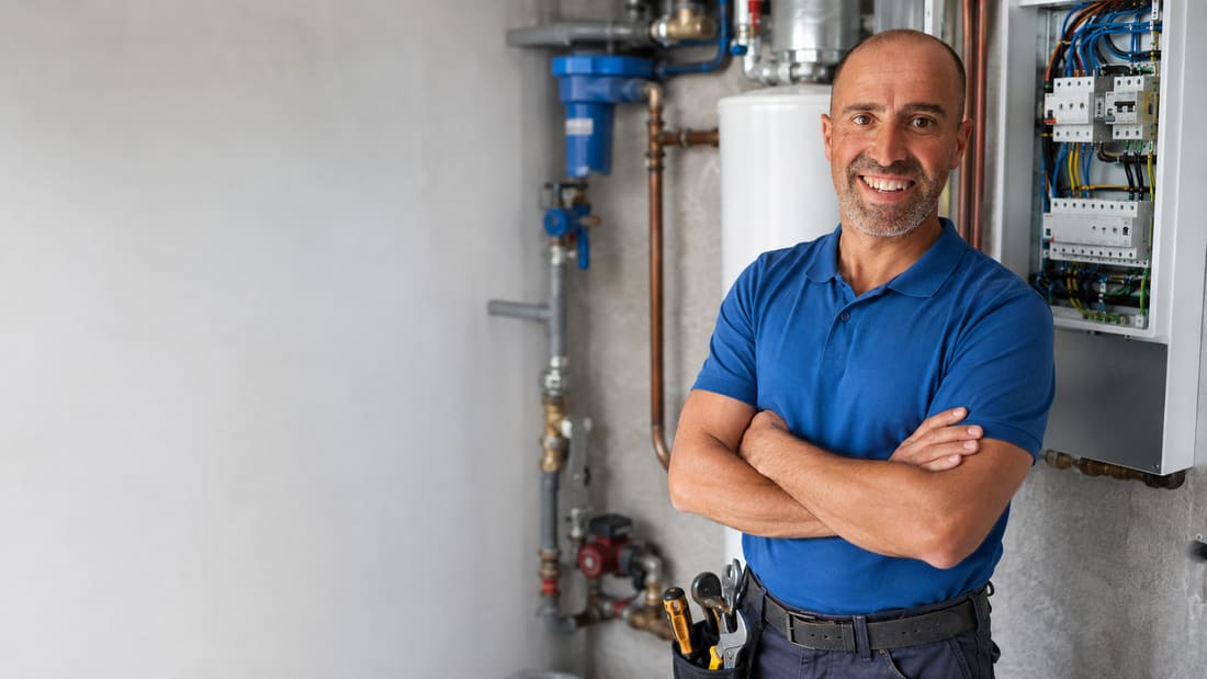 Juan Ramón Jiménez Morales, electricista y fontanero